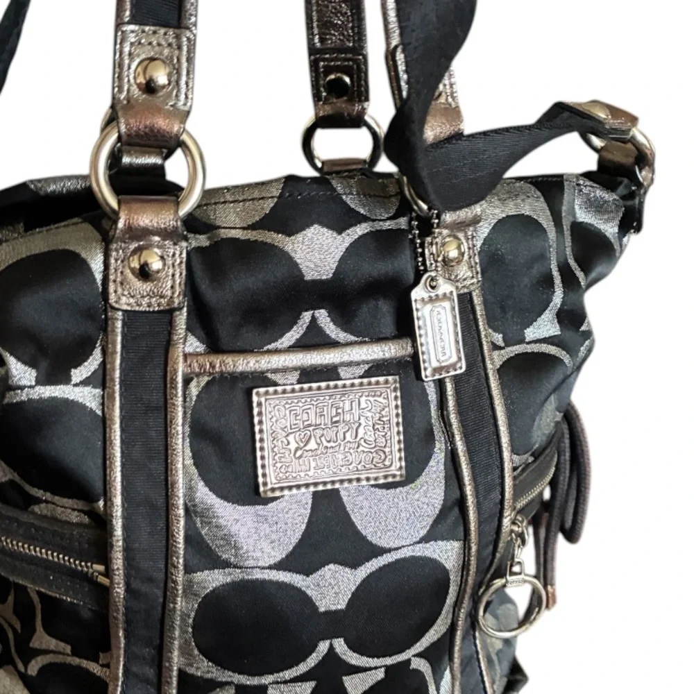 Coach vintage poppy